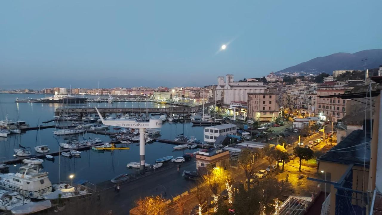 Bed and Breakfast Coralinetiny Castellammare di Stabia Exterior foto